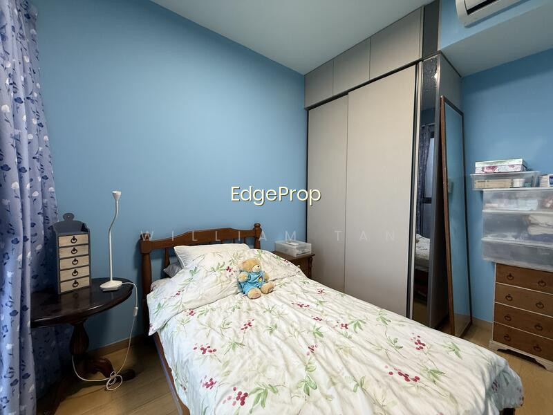 MIDWOOD photo 6