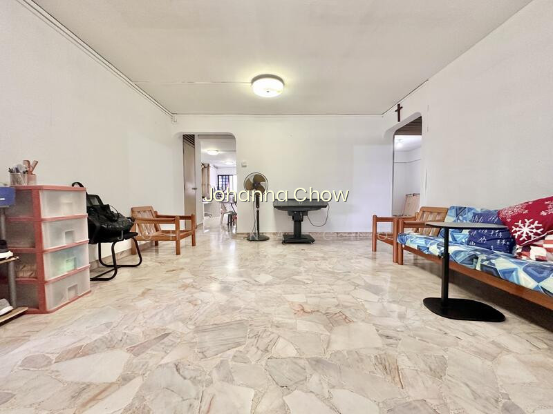 253 HOUGANG AVENUE 3 image 1 of 10