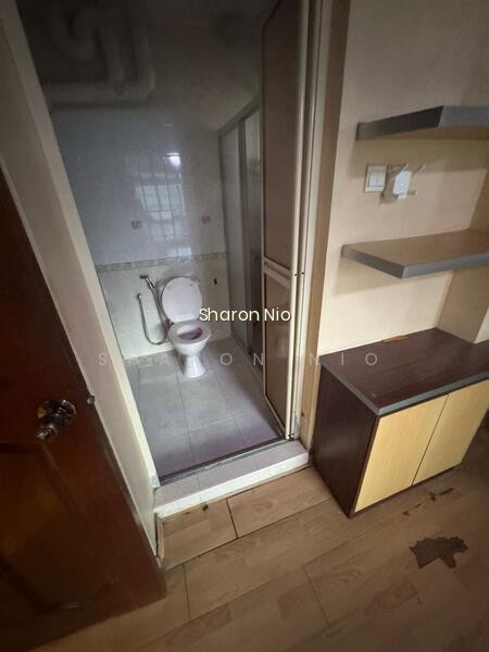 472 SEGAR ROAD photo 4