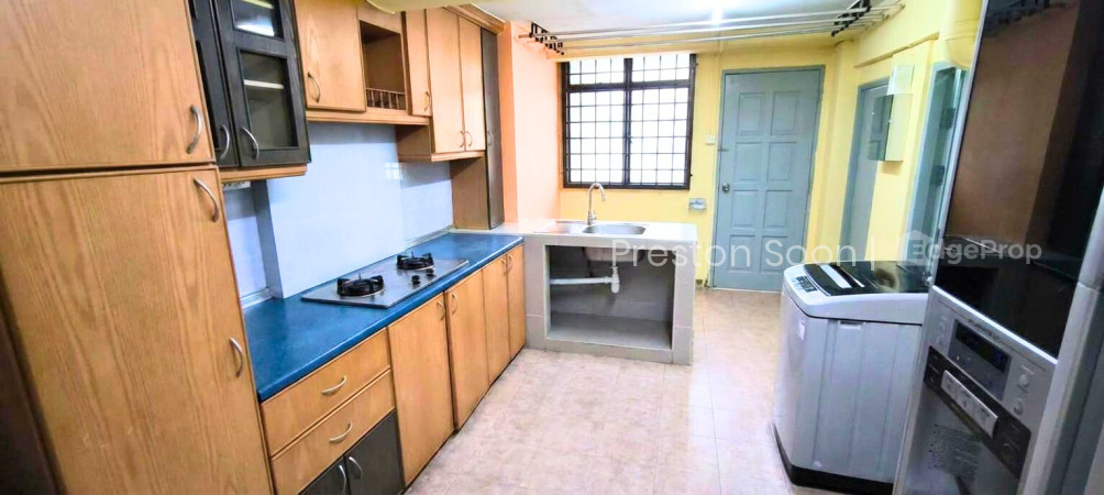 4 LORONG 7 TOA PAYOH photo 5