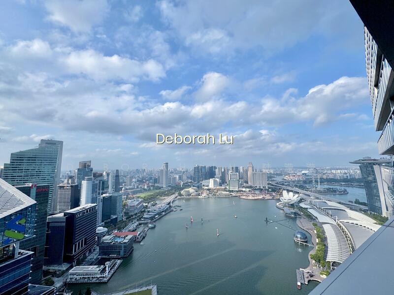 MARINA BAY RESIDENCES image 1 of 10