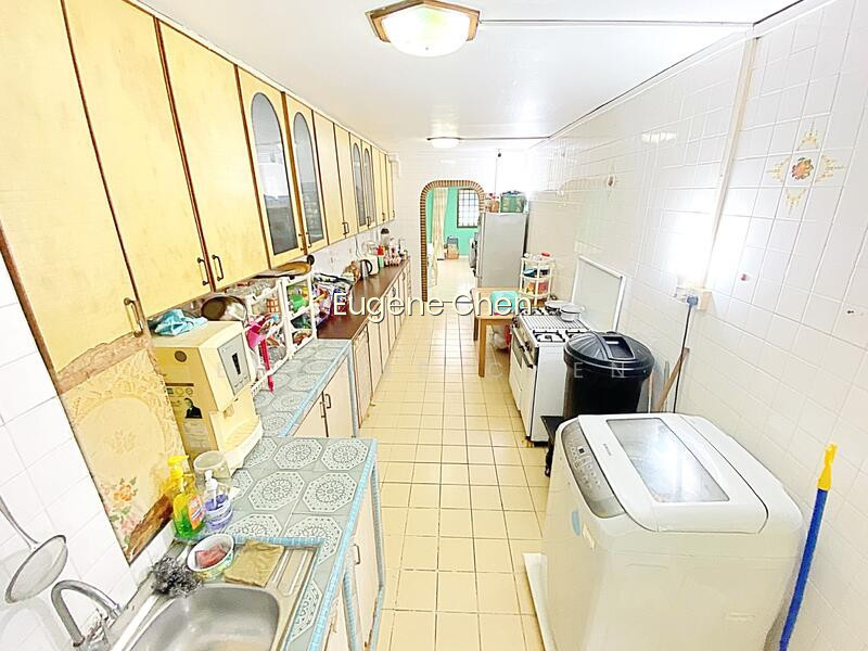 402 TAMPINES STREET 41 photo 6