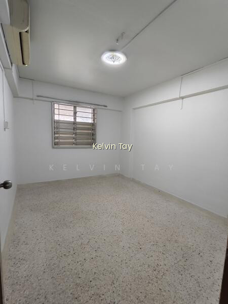 558 ANG MO KIO AVENUE 10 photo 4