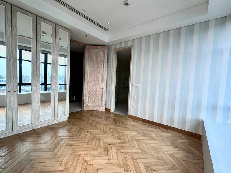 The Ritz-Carlton Residences photo 5