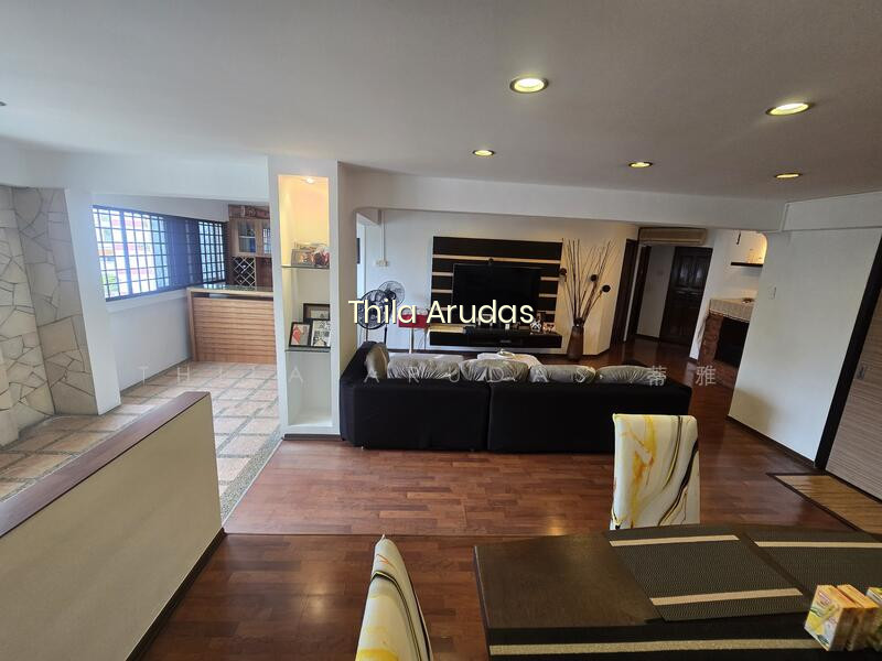 552 JURONG WEST STREET 42 photo 4