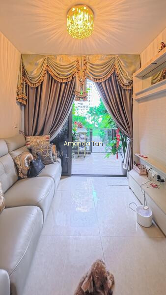 MIDWOOD photo 2