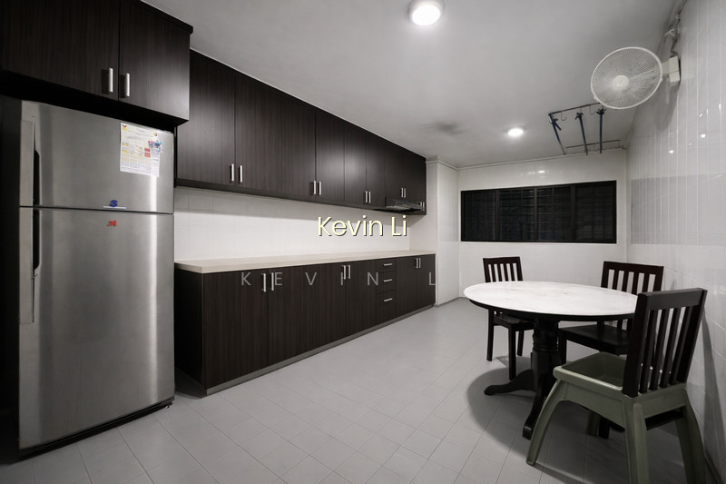 524 JURONG WEST STREET 52 photo 3