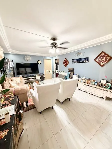 251 Hougang Avenue 3 image 1 of 10