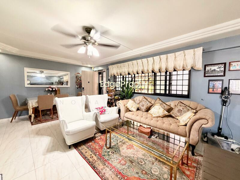 251 HOUGANG AVENUE 3 photo 2