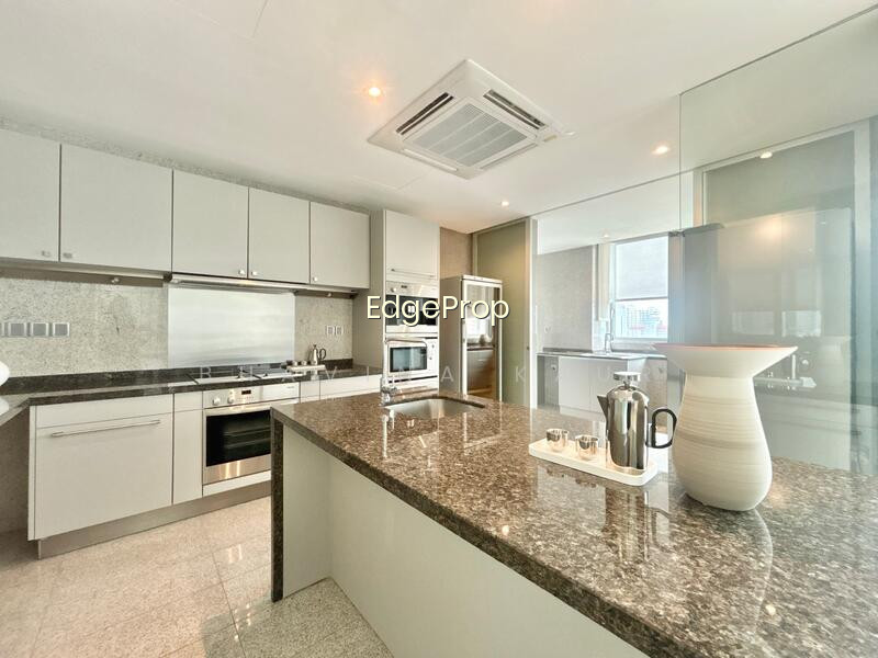 DRAYCOTT EIGHT photo 3
