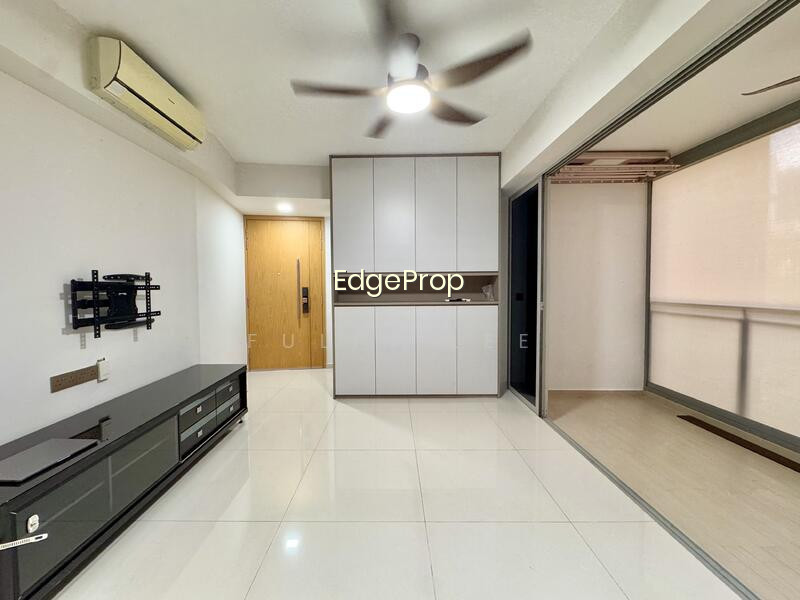BARTLEY RESIDENCES photo 2