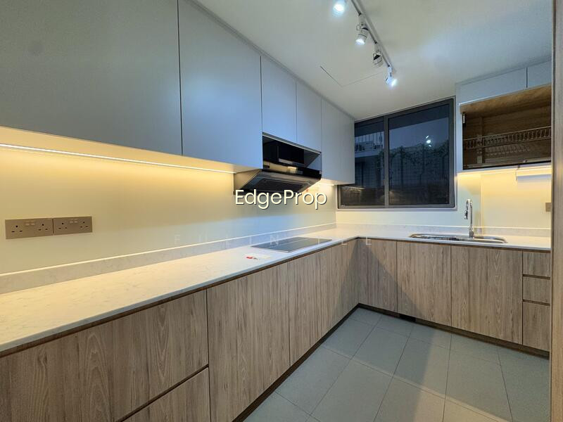 BARTLEY RESIDENCES photo 3