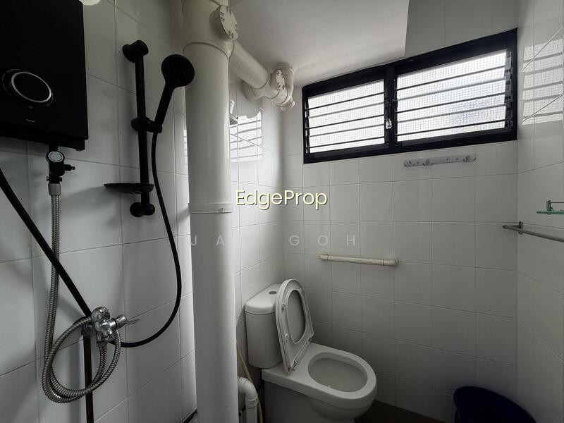 343 CLEMENTI AVENUE 5 photo 4