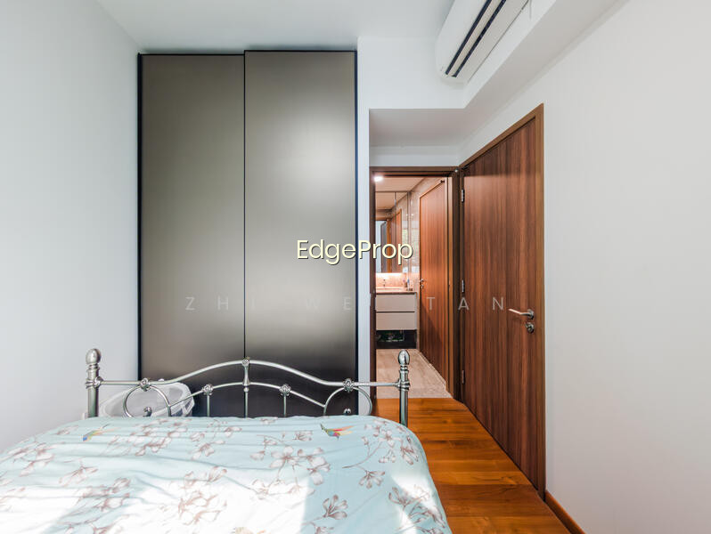 FOURTH AVENUE RESIDENCES photo 4