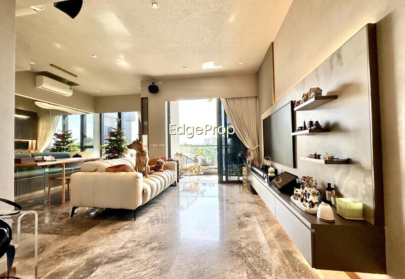 FOURTH AVENUE RESIDENCES