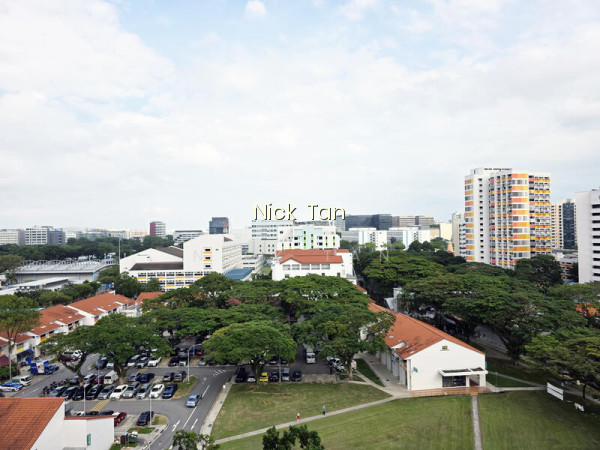 108 ALJUNIED CRESCENT photo 5