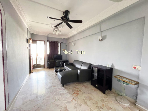 108 ALJUNIED CRESCENT photo 6