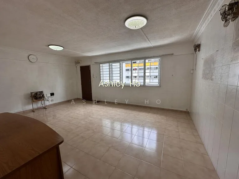 223 Yishun Street 21 image 1 of 10