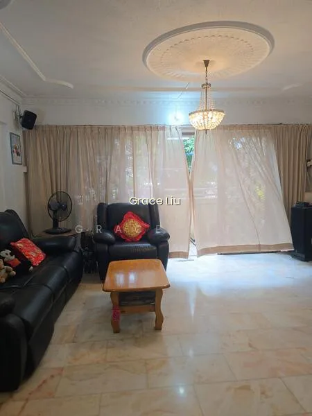 548 Jurong West Street 42 image 1 of 10