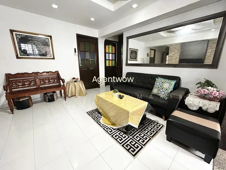 477 Pasir Ris Drive 6 image 1 of 10