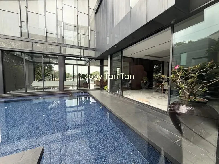 Ocean Drive image 1 of 6