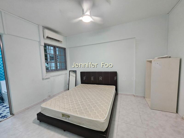 223 ANG MO KIO AVENUE 1 photo 3
