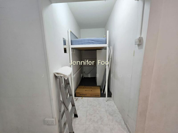 223 ANG MO KIO AVENUE 1 photo 5