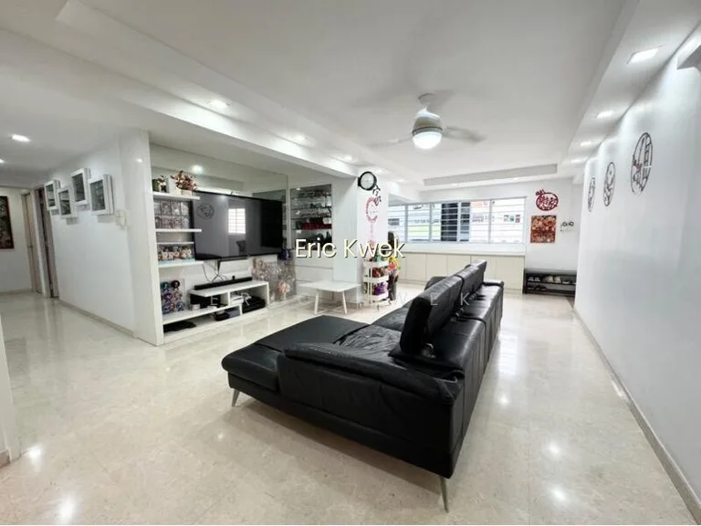 605 Yishun Street 61 image 1 of 10