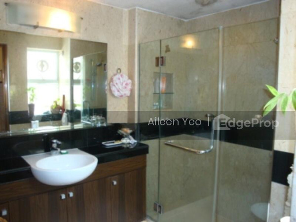 LAKEPOINT CONDO photo 5