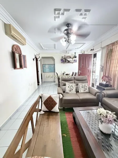423 Yishun Avenue 11 image 1 of 10