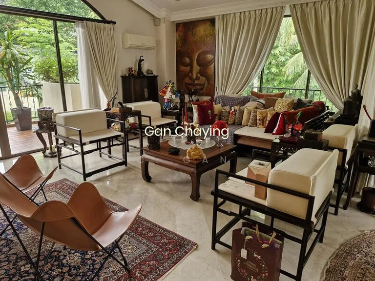 Mount Echo Park Very Good Condition image 1 of 10