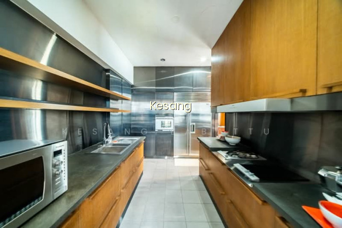 NEWTON SUITES photo 5