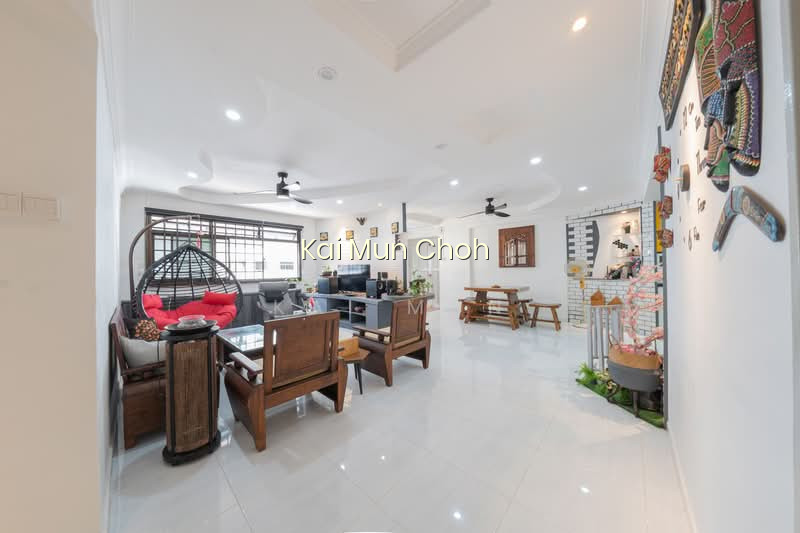 649 WOODLANDS RING ROAD photo 3