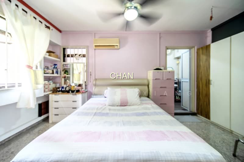 649B JURONG WEST STREET 61 photo 2