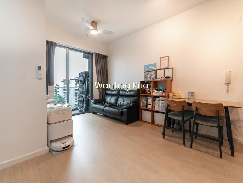 38 I SUITES