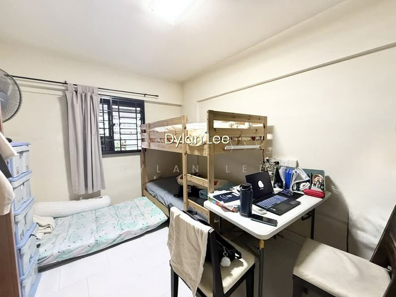 319 ANG MO KIO AVENUE 1 photo 4