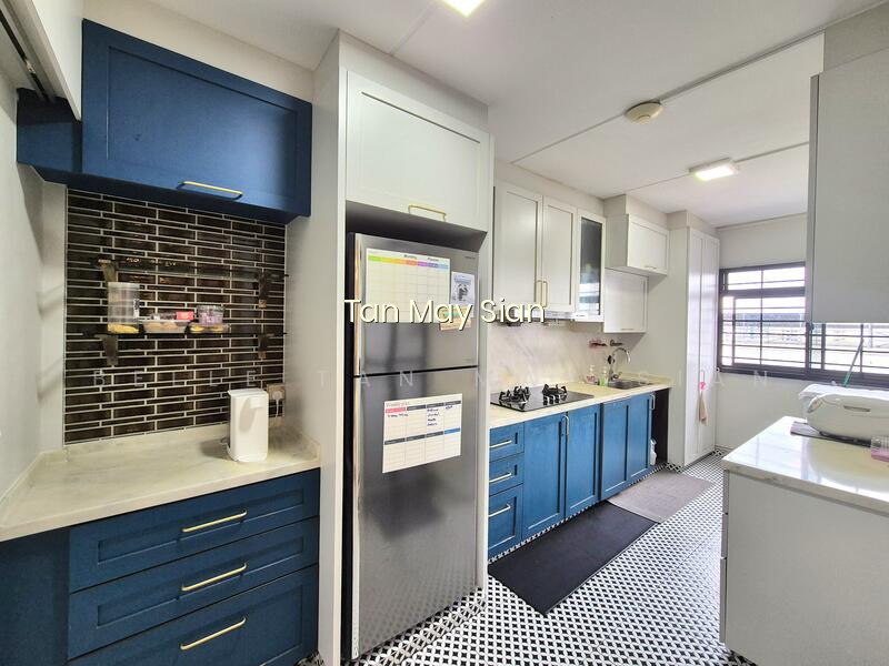 7 PINE CLOSE photo 6