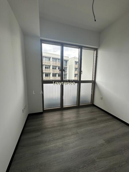 Pasir Ris 8 photo 6
