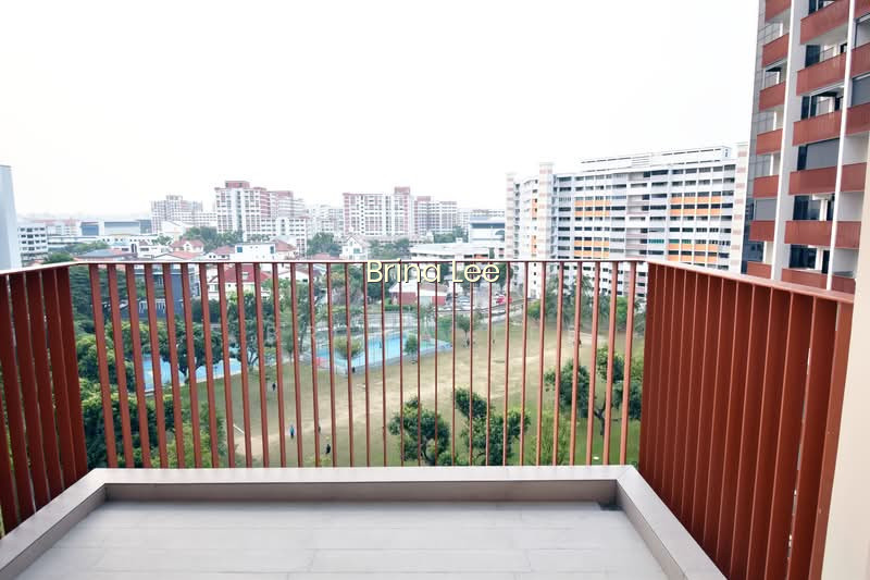 RIVERFRONT RESIDENCES photo 2