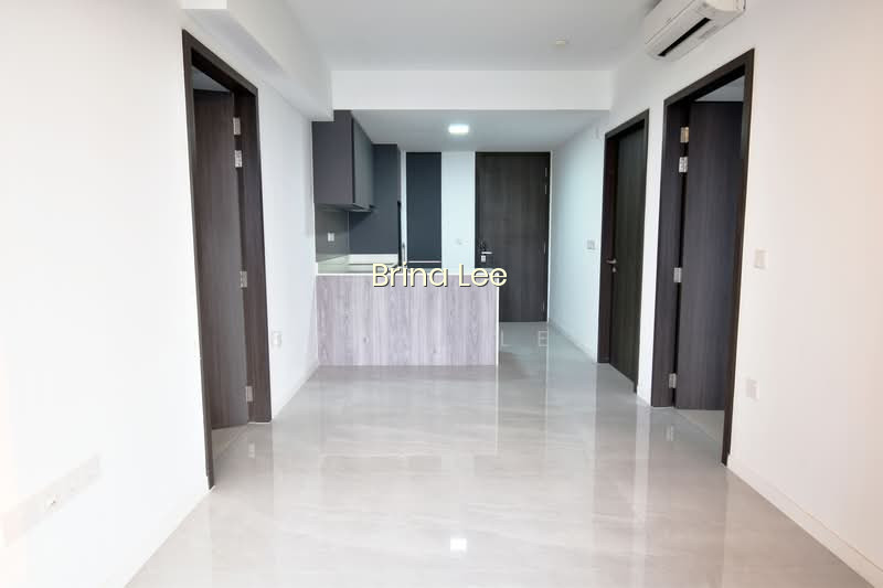 RIVERFRONT RESIDENCES photo 4