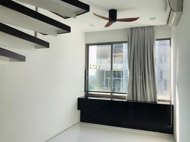 Studio 3 photo 3