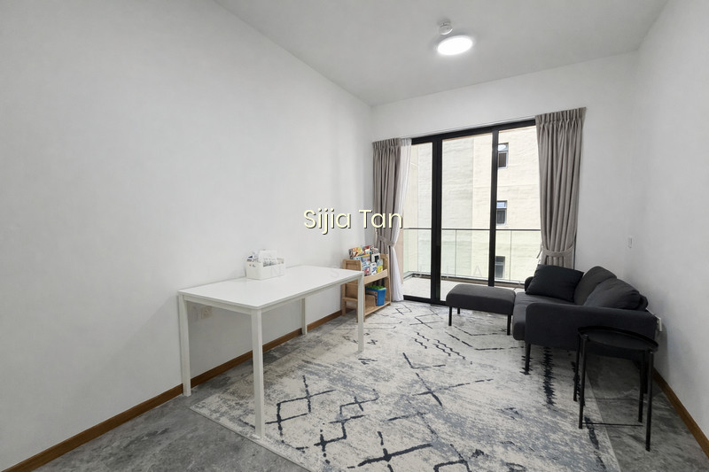 FOURTH AVENUE RESIDENCES photo 2