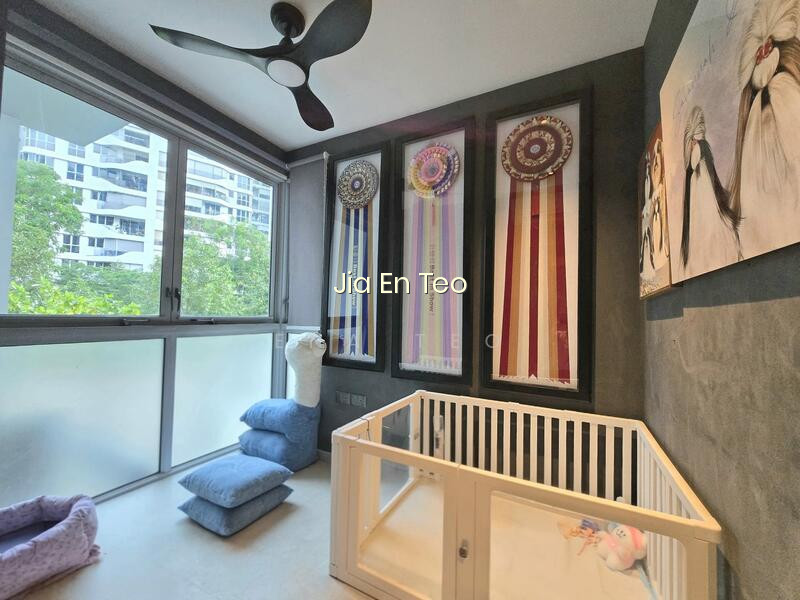 Q BAY RESIDENCES photo 3