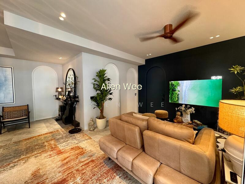 WATERFRONT ISLE photo 6