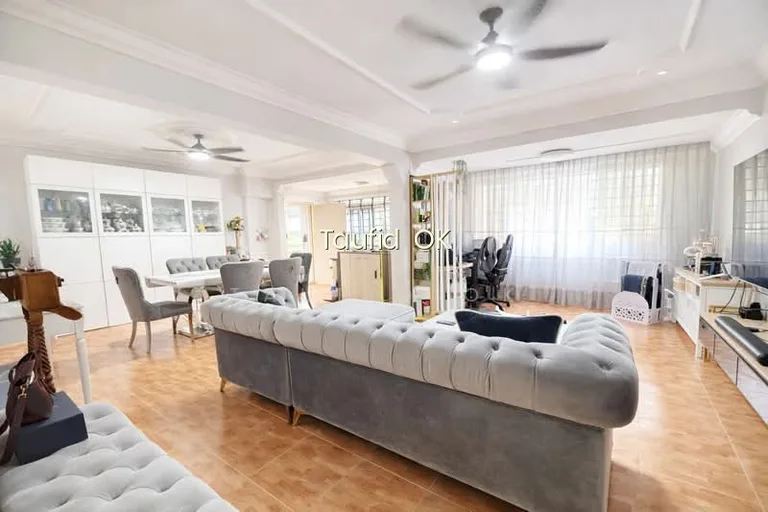 727 Jurong West Avenue 5 image 1 of 10