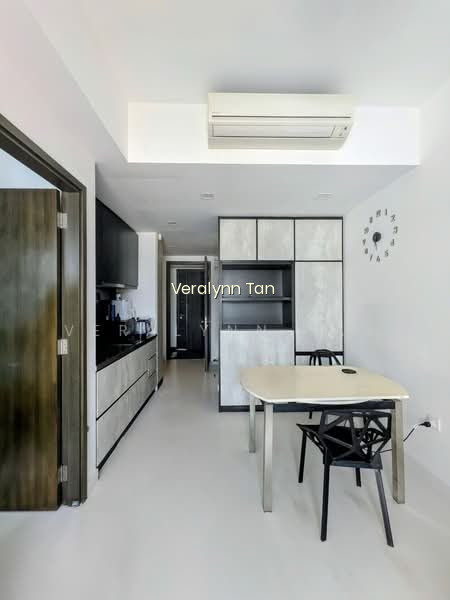 THE RISE @ OXLEY - RESIDENCES