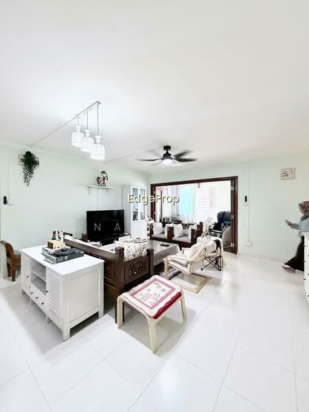 549 WOODLANDS DRIVE 44 photo 2