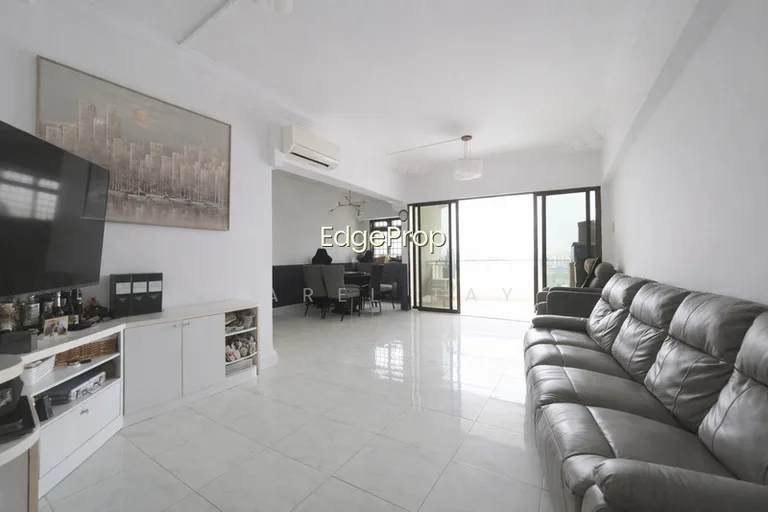 372 Hougang Street 31 image 1 of 10