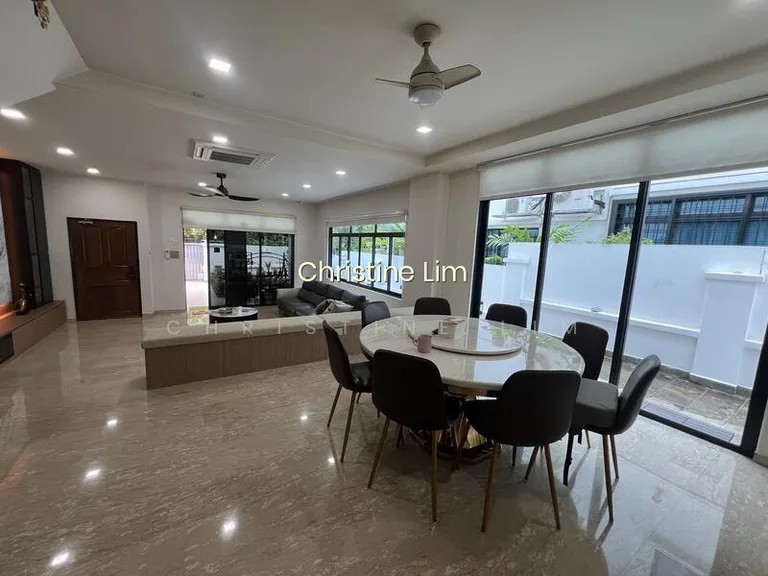 "Sunbird Avenue. Rare 99 Leasehold Semi-D. Well Renovated." image 1 of 7