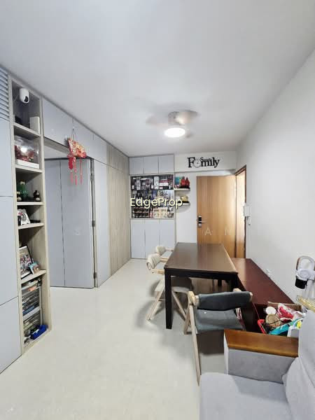RIVERCOVE RESIDENCES EC photo 2